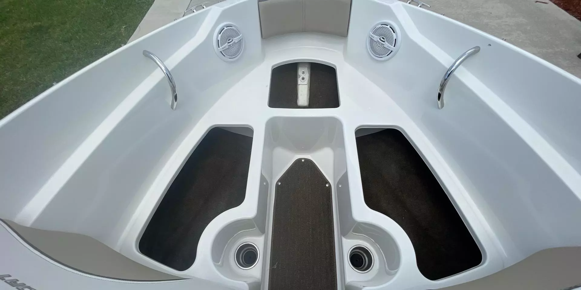 2015 Sea Ray 190 Sport - Image 23