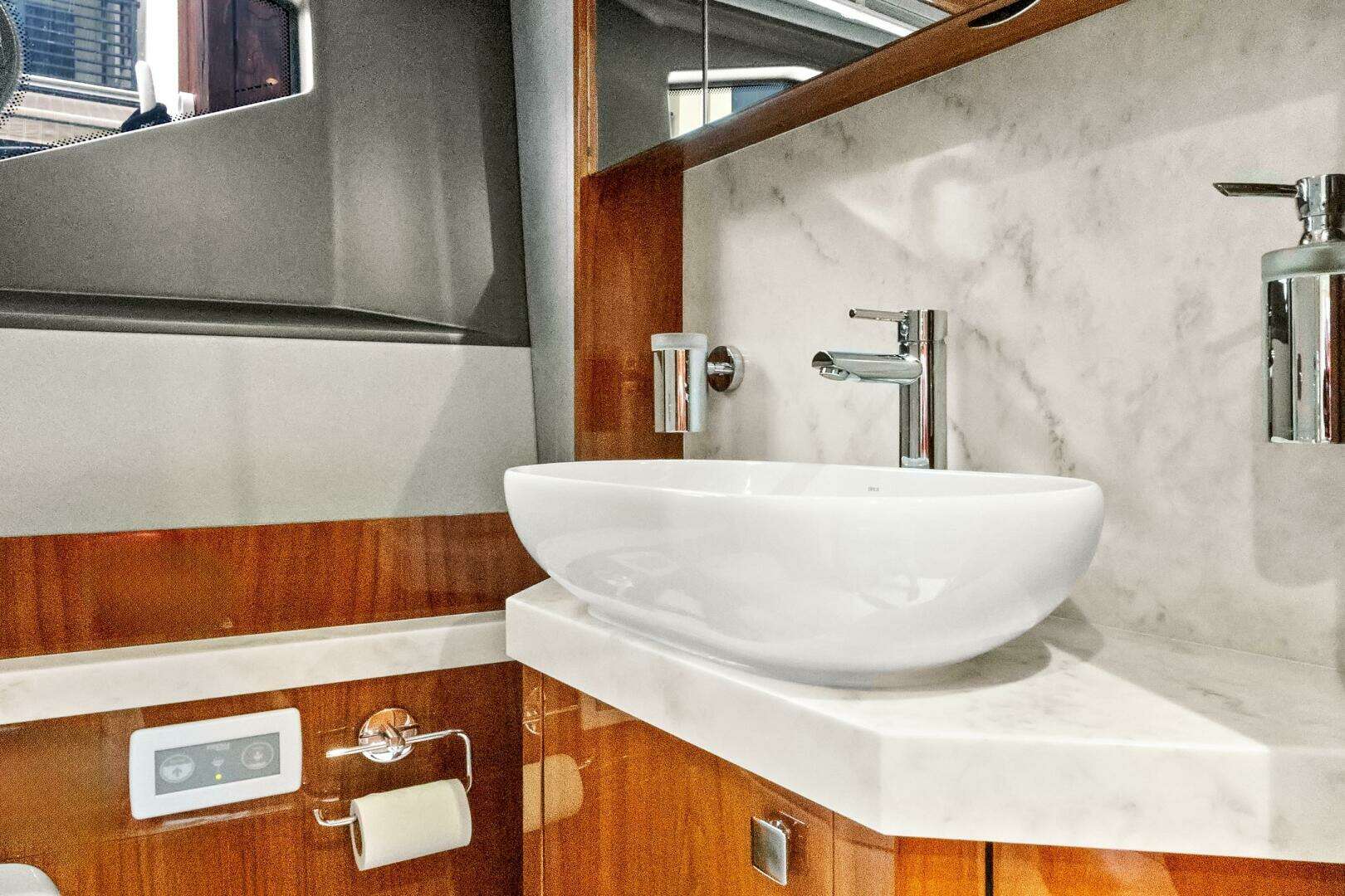 2020 Sunseeker Manhattan 52 - Image 29