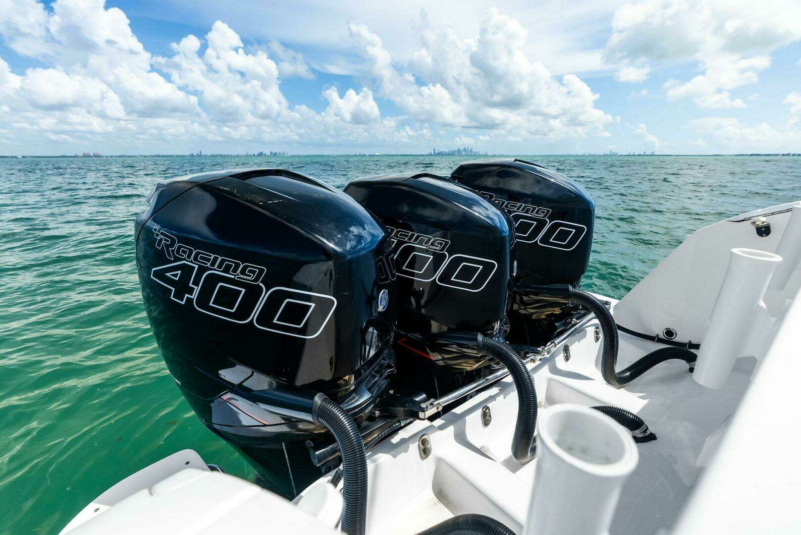 2018 Intrepid 430 Sport Yacht - Image 22