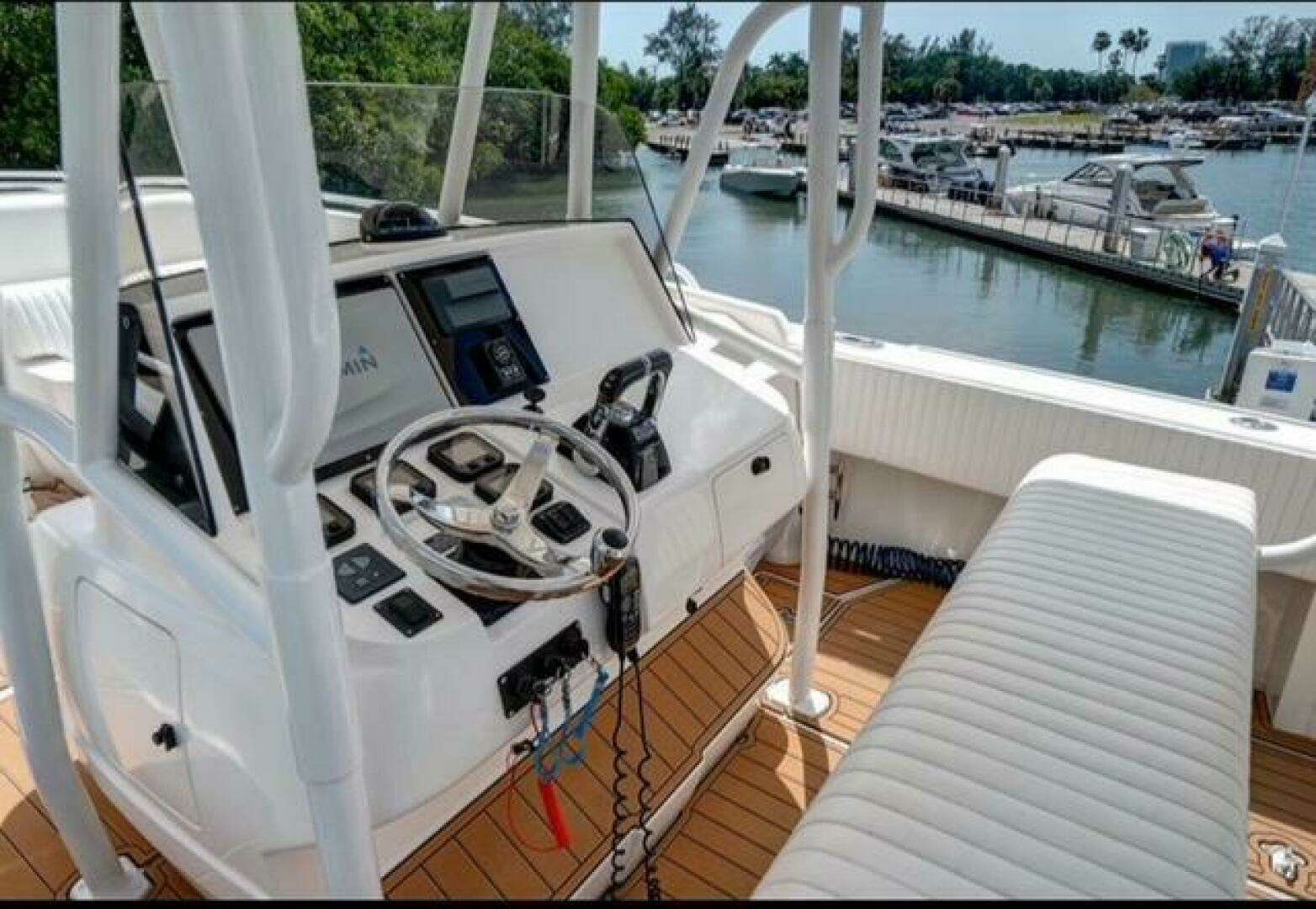 2008 Intrepid — - Image 4