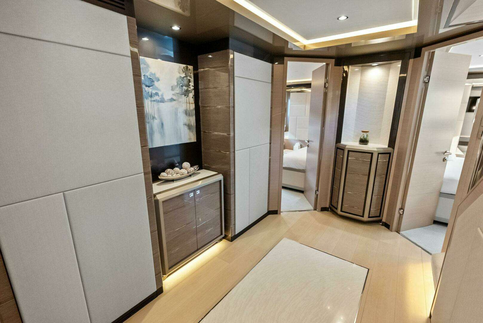 2024 Ocean Alexander 35 Revolution - Image 43