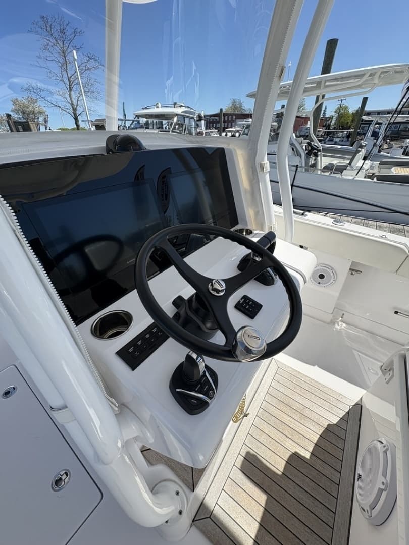 2023 Jupiter 30 - Image 81