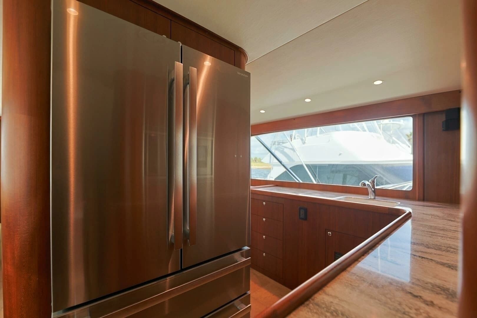 2014 Blackwell 62 Convertible - Image 11
