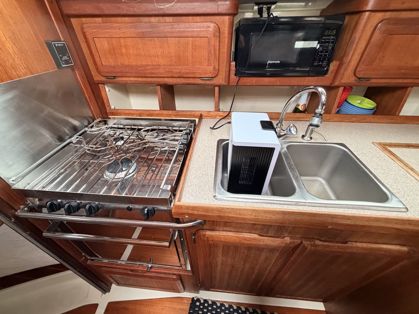 1990 Hunter 37.5 - Image 8