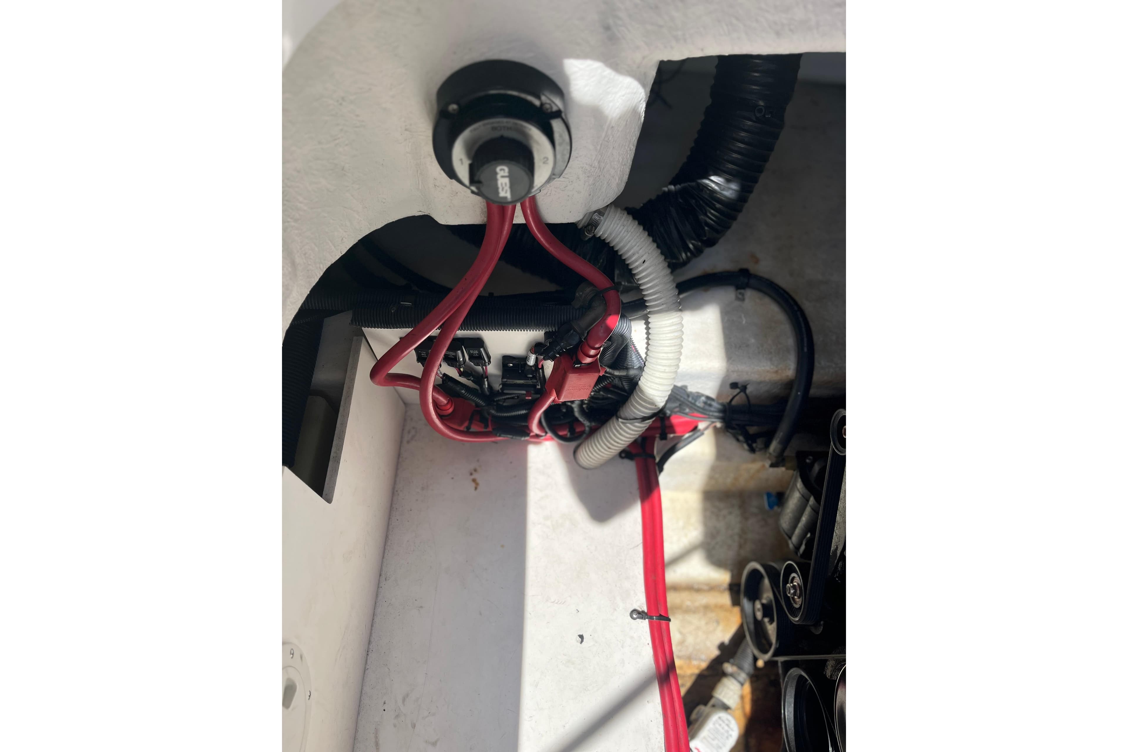Engine compartment wiring of a 2011 Sea Ray 260 Sundeck boat.