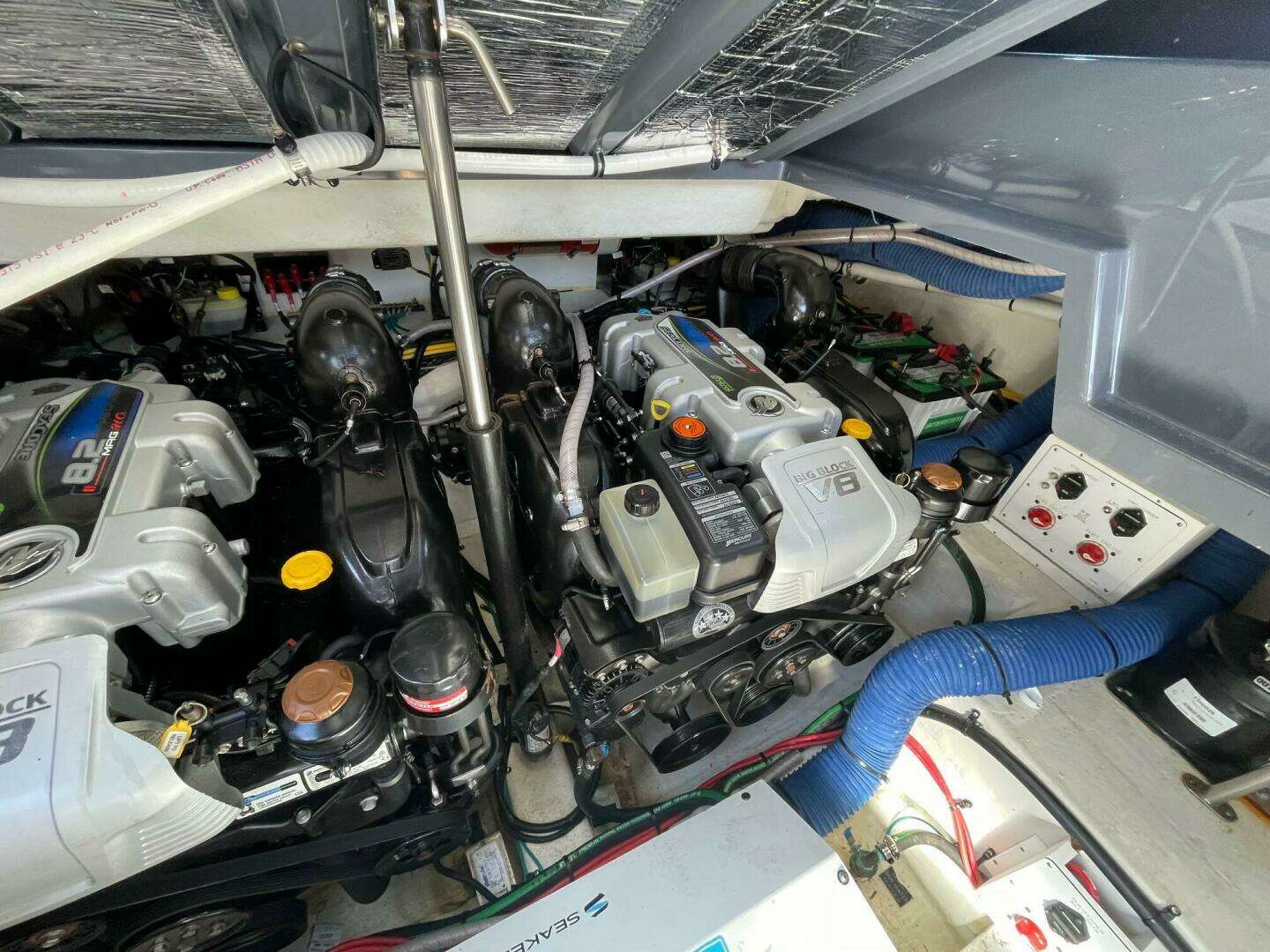 2023 Cruisers Yachts 38 GLS - Image 19