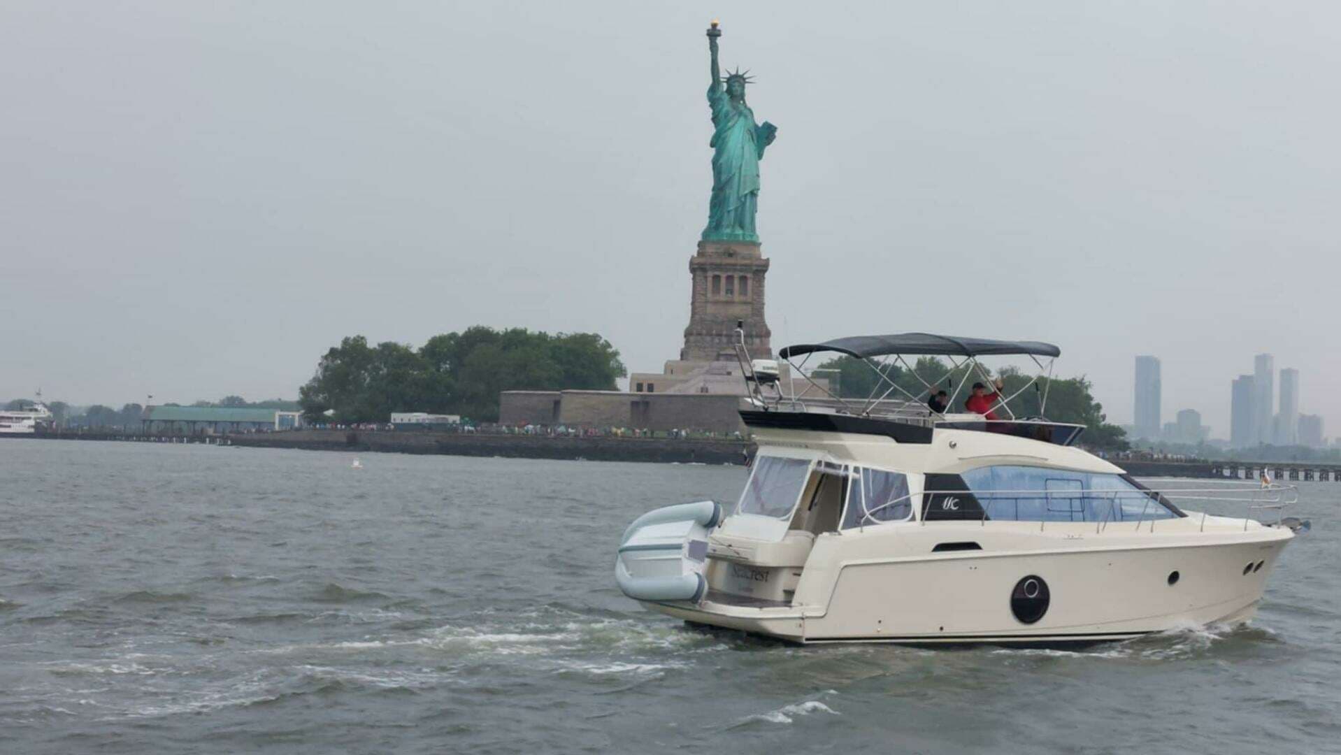 2017 Beneteau Monte Carlo 4 - Image 2