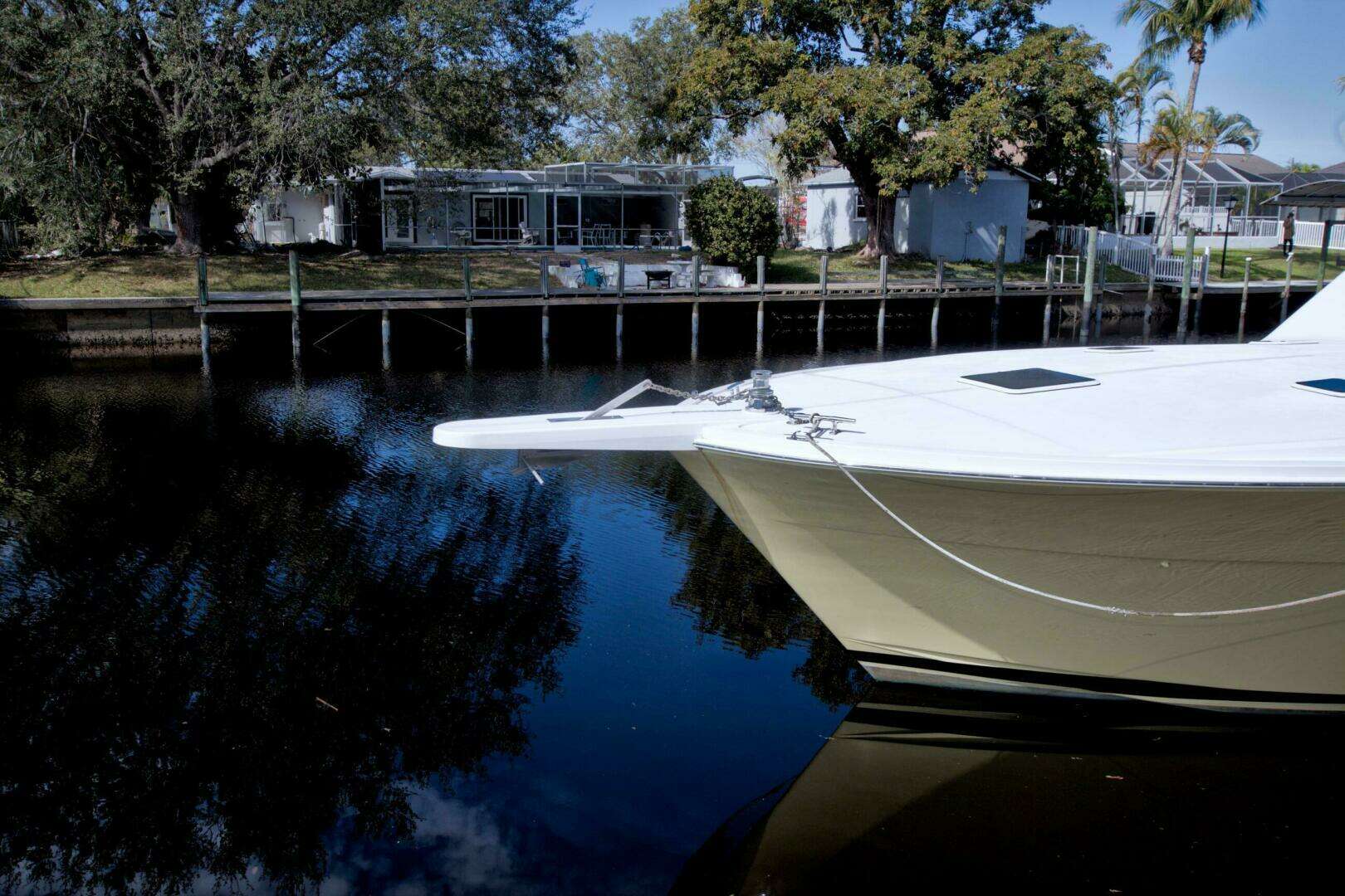 1990 Viking 53 Convertible - Image 13