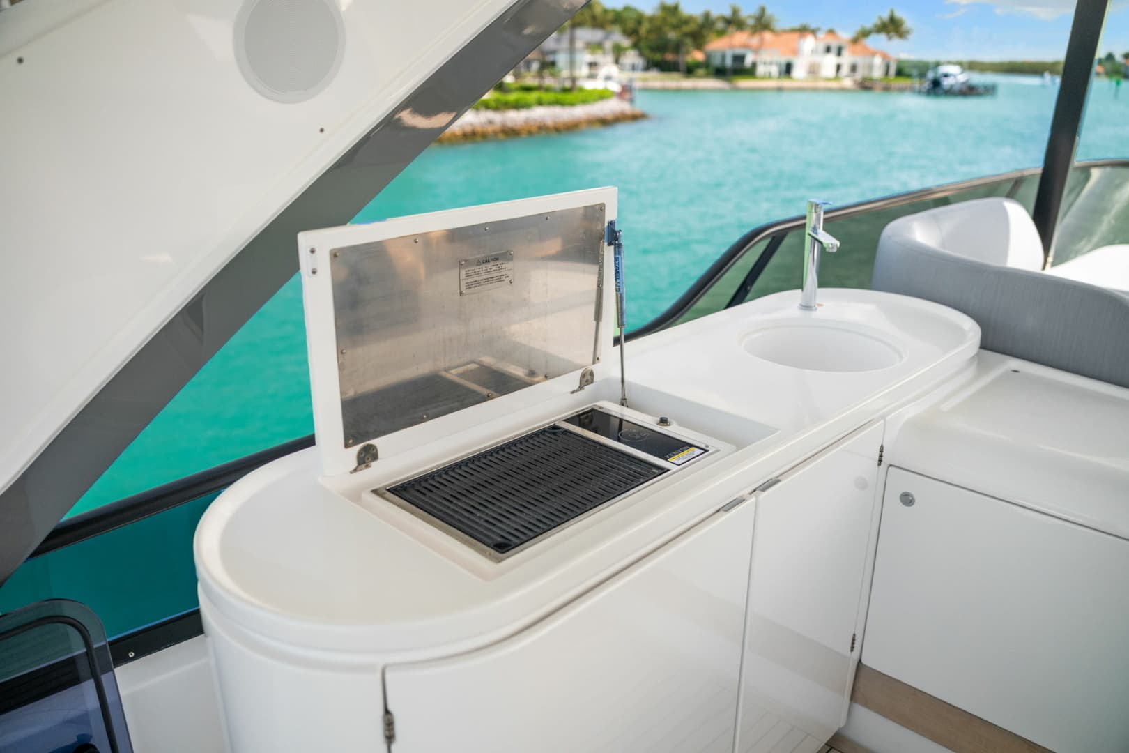2025 Azimut 68 FLY - Image 71