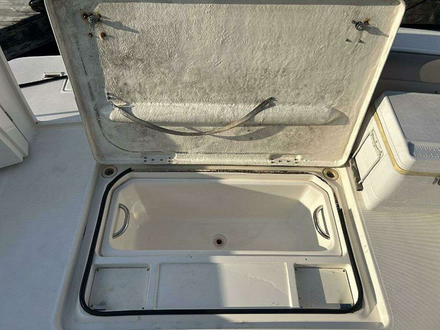 2002 Silverton 42 Convertible - Image 40