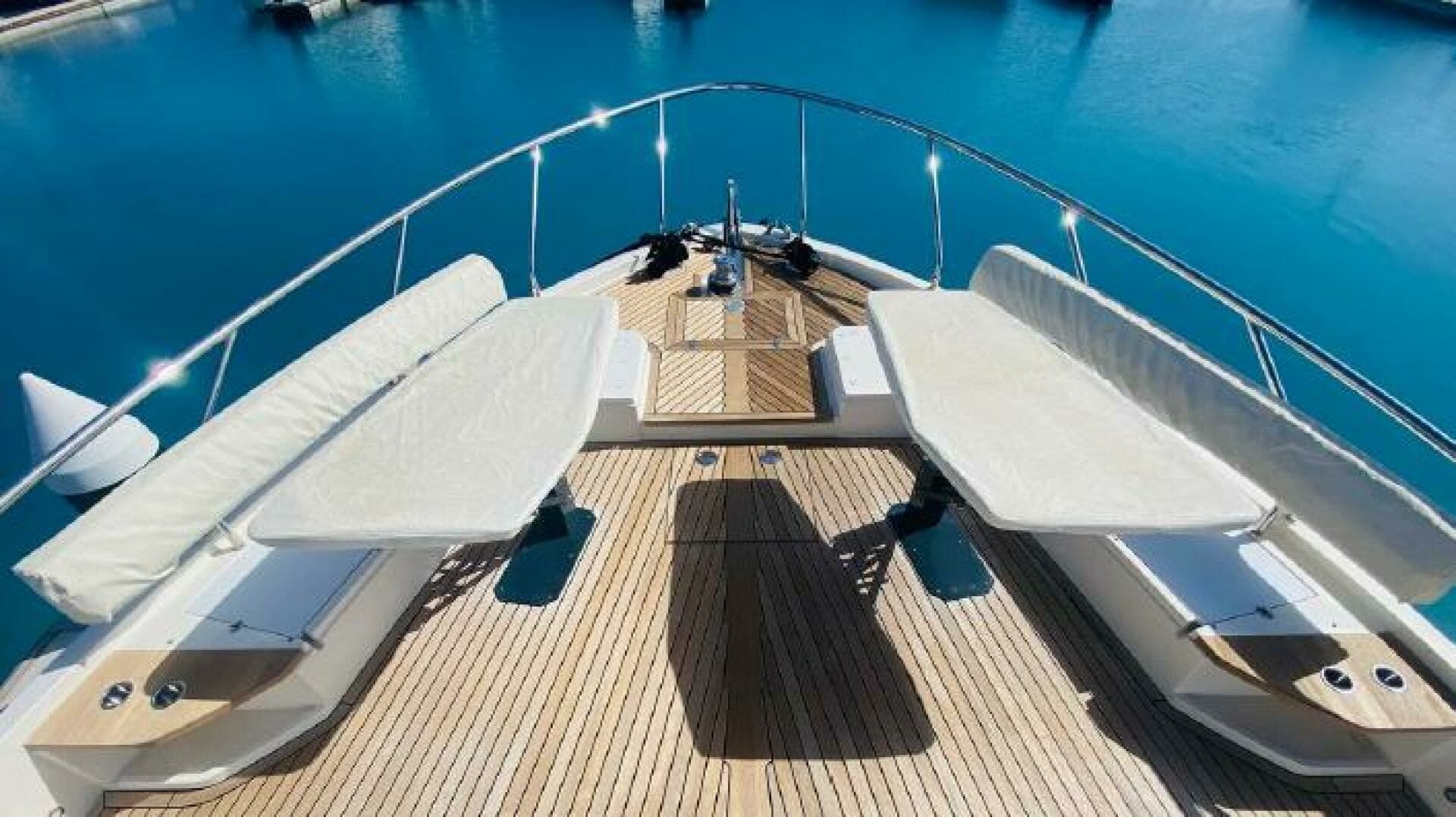 2020 Ferretti Yachts 670 - Image 15