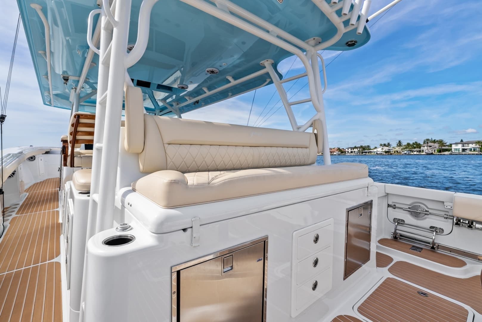2024 Yellowfin 54 Offshore - Image 40