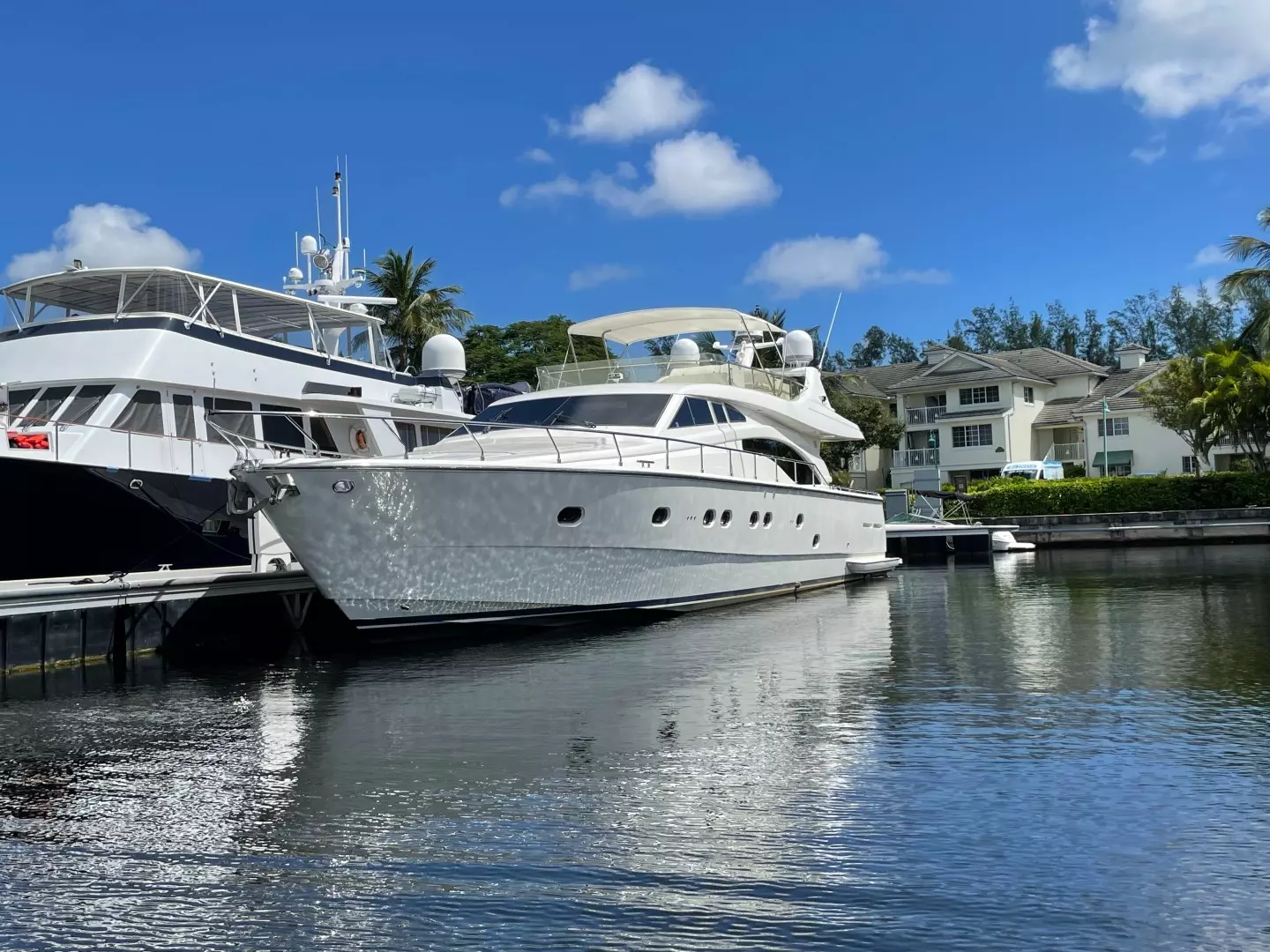 2001 Ferretti Yachts 680 - Image 2