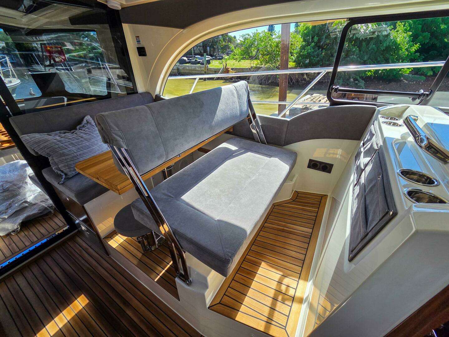 2026 Marex 330 Scandinavia - Image 29
