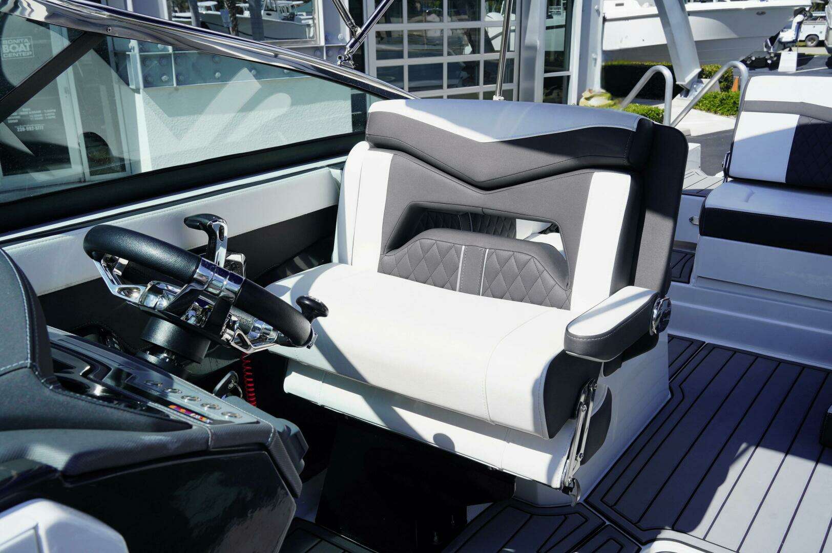 2023 Monterey 275SS - Image 20