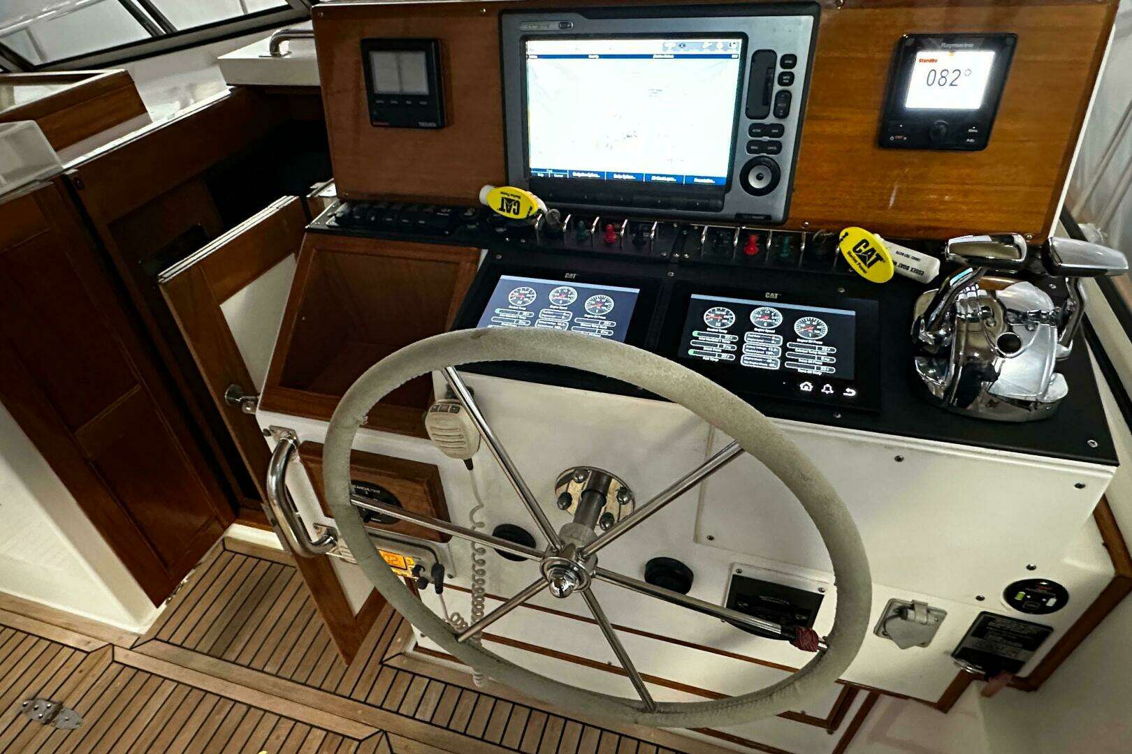1995 Grand Banks 38 Eastbay EX - Image 3