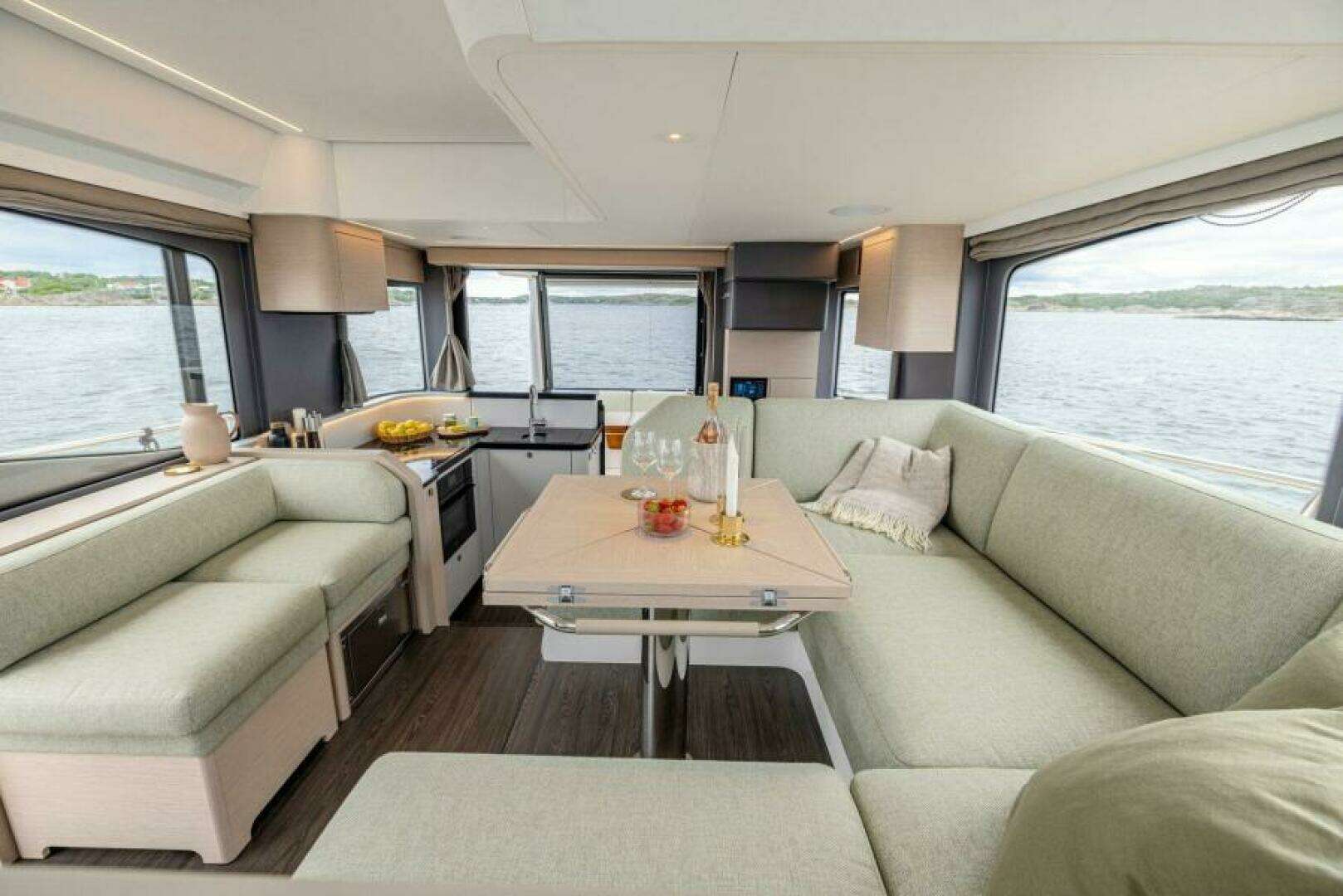 2027 Nimbus 495 Flybridge - Image 11