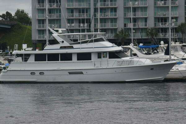 1998 Hatteras 74 Sportdeck - Image 1