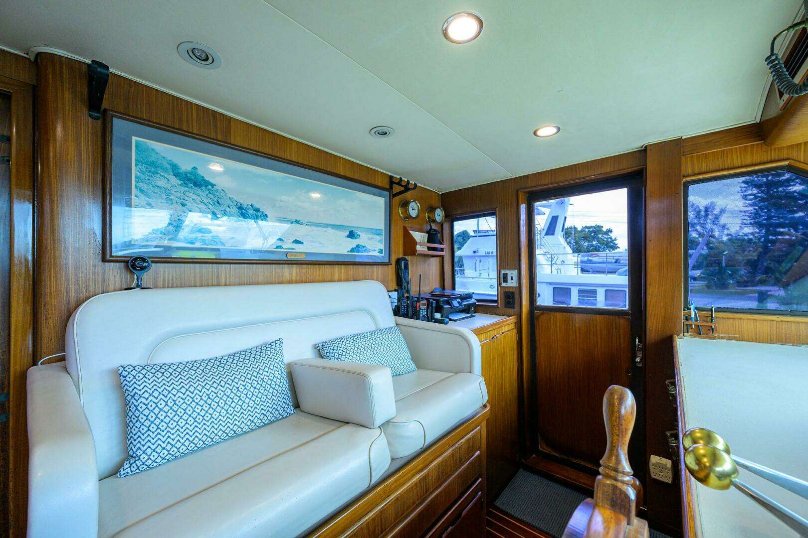 1991 Hatteras 78 Cockpit Motor Yacht - Image 31