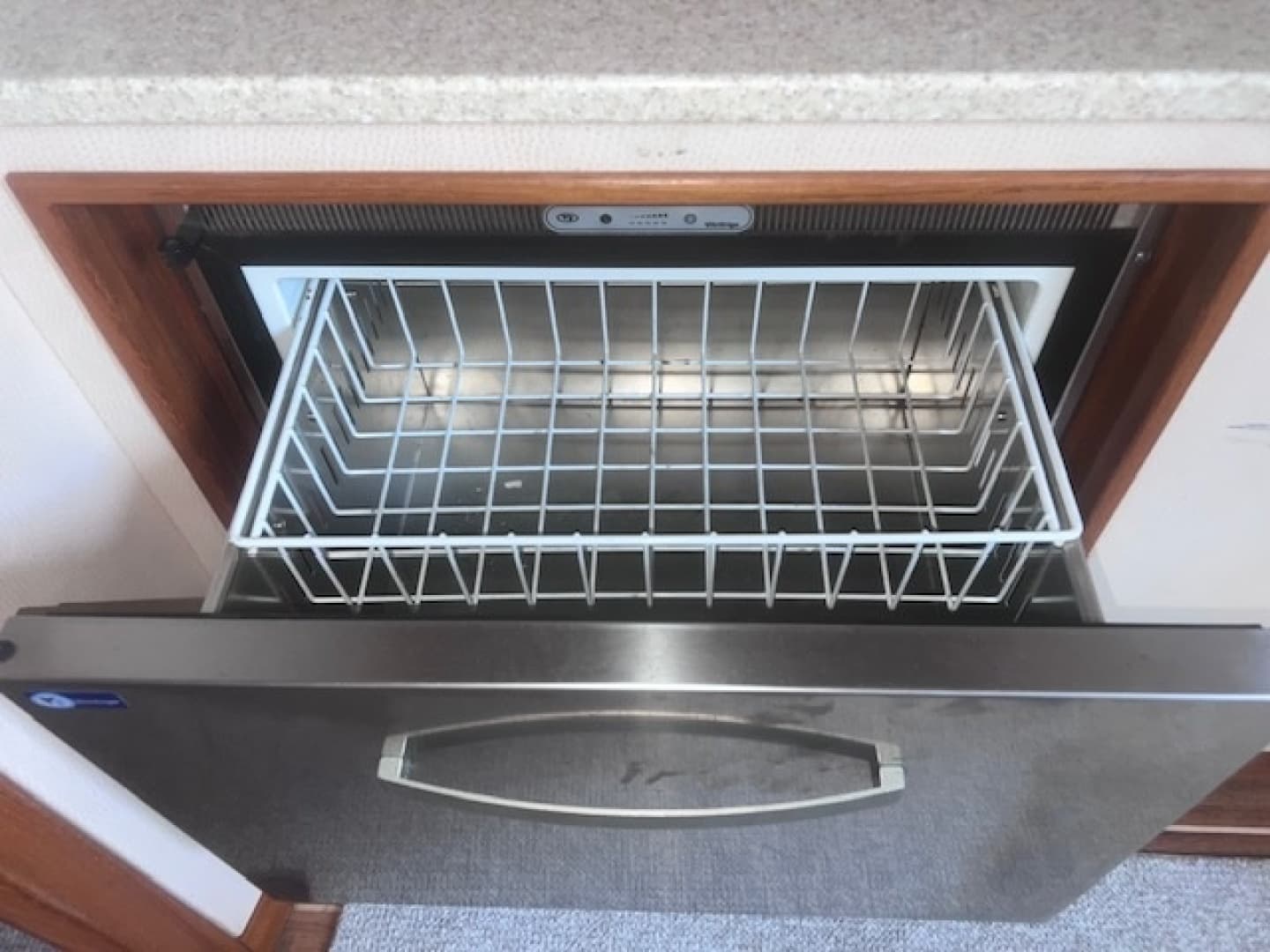 2008 Ablemarle Express Fisherman - Image 26