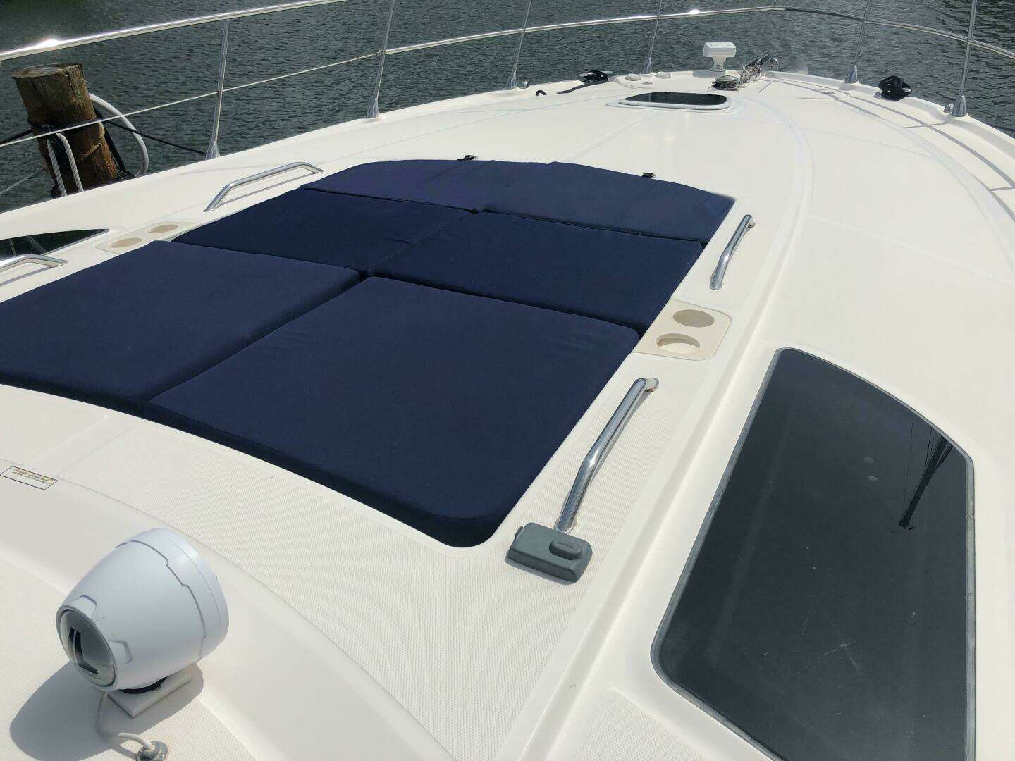 2008 Sea Ray 55 Sundancer - Image 9