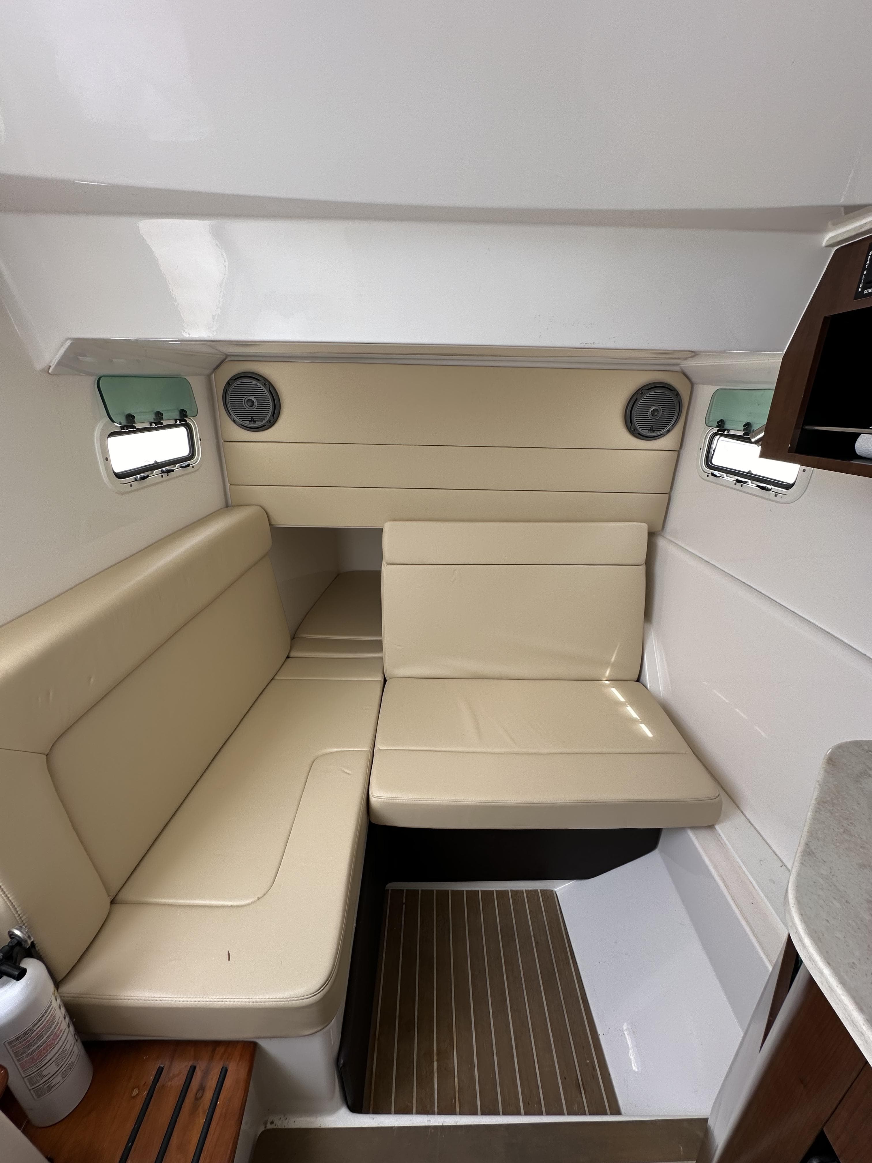 2017 Everglades 435 Center Console - 58