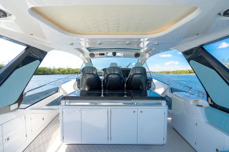 2025 Azimut Verve 48 - Image 23