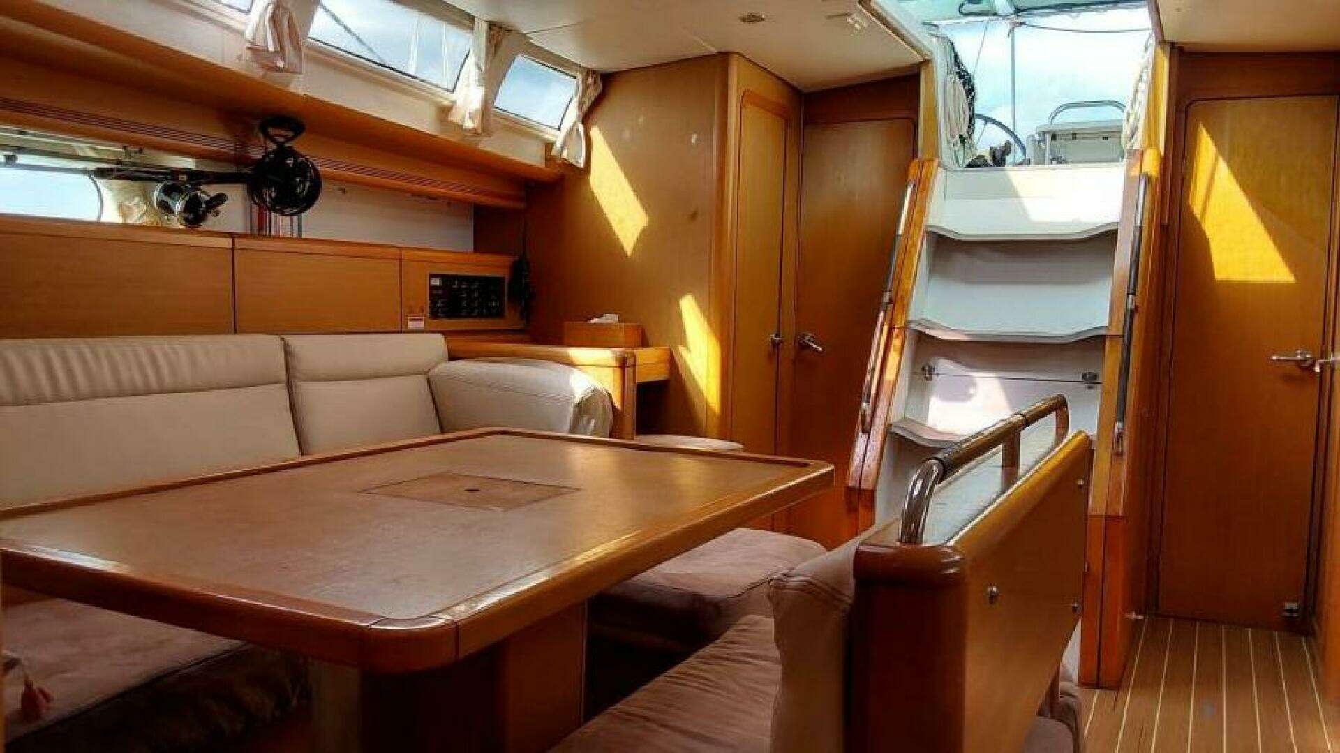 2011 Jeanneau 44i - Image 11