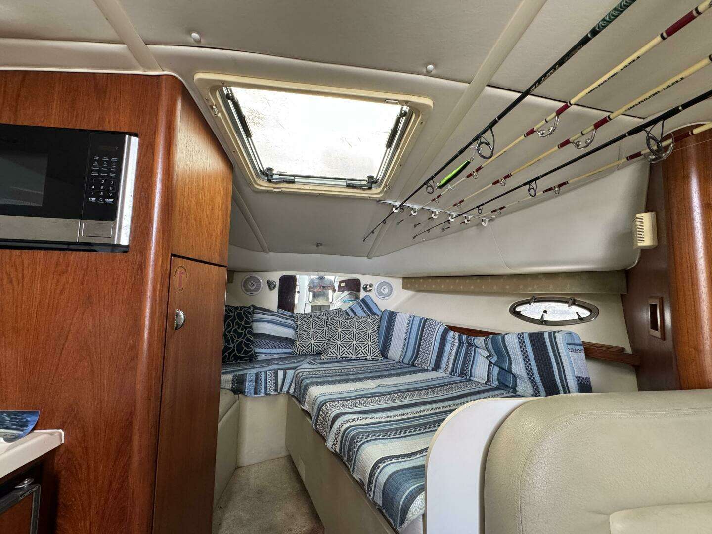 1999 Tiara Yachts 2900 Open - Image 31