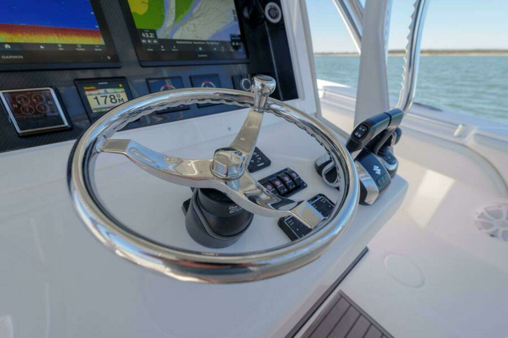 2023 SeaHunter 38 CTS - Image 33