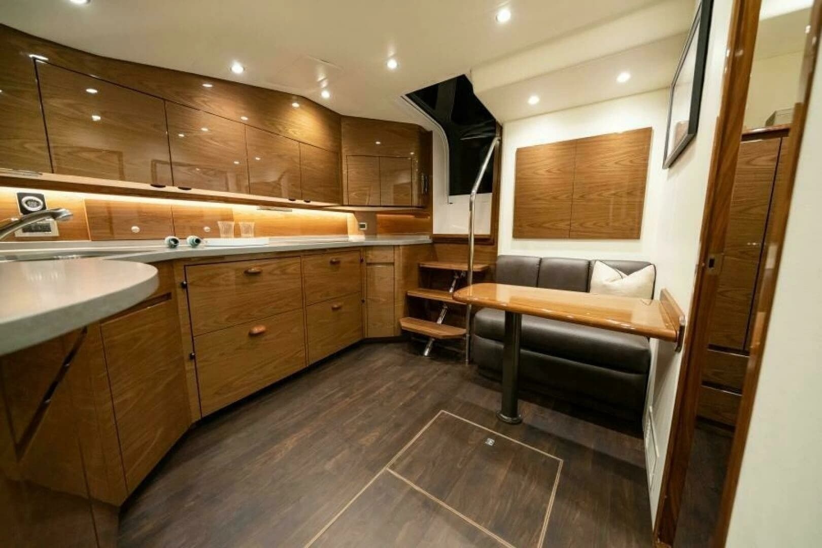 2027 Viking 54 Sport Tower - Image 3