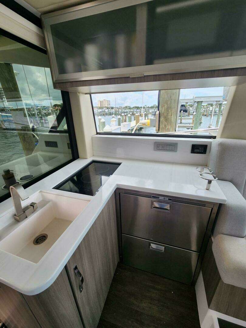 2020 Regal 38XO - Image 7
