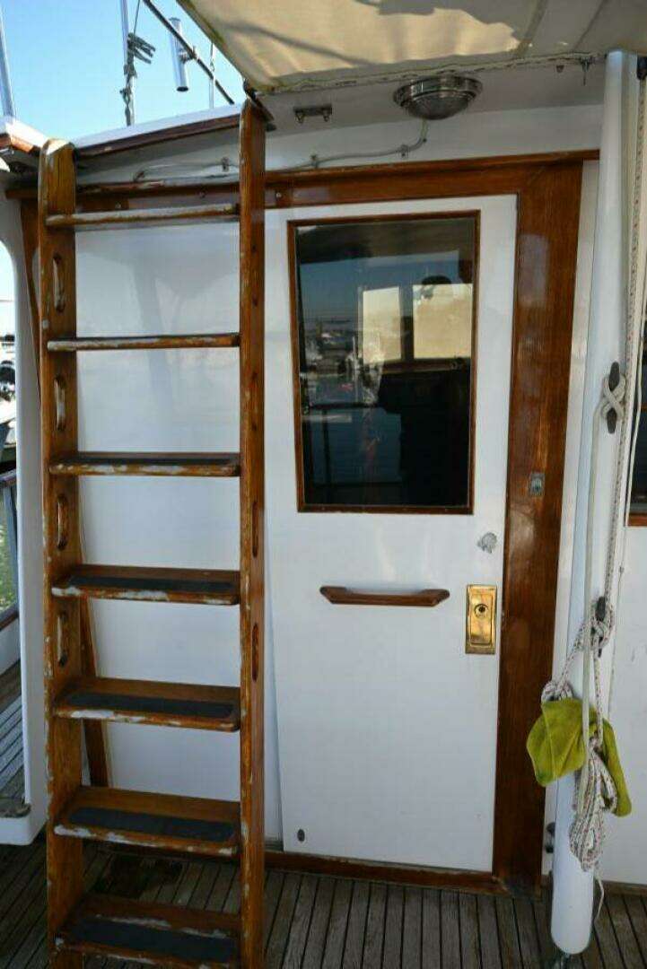 1970 Grand Banks Flybridge Trawler - Image 35