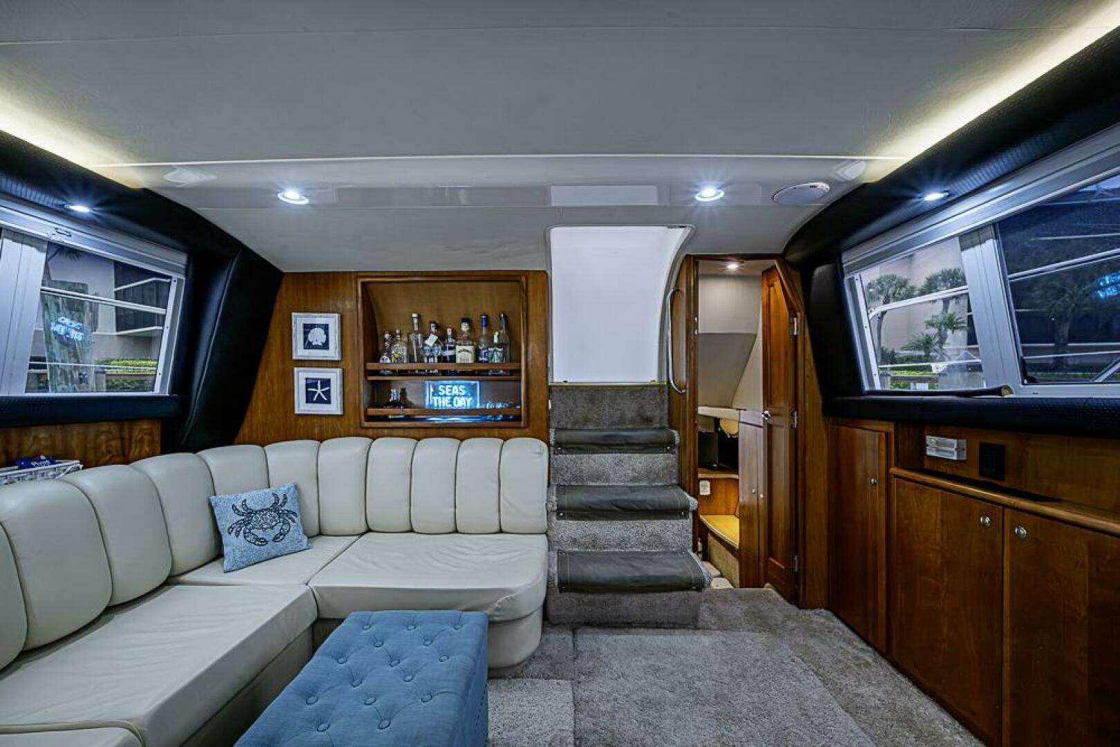 2000 Silverton 442 Cockpit Motoryacht - Image 17