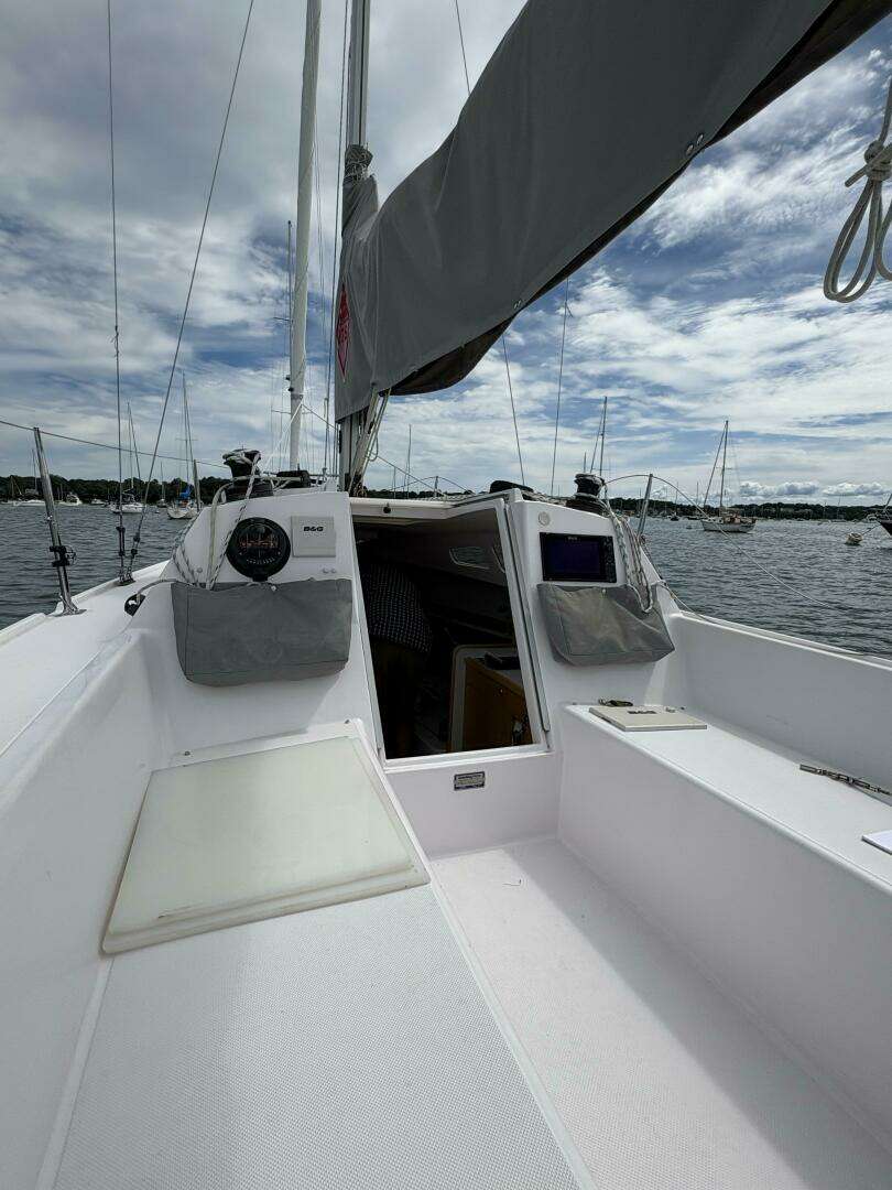 2018 Catalina 275 Sport - Image 18
