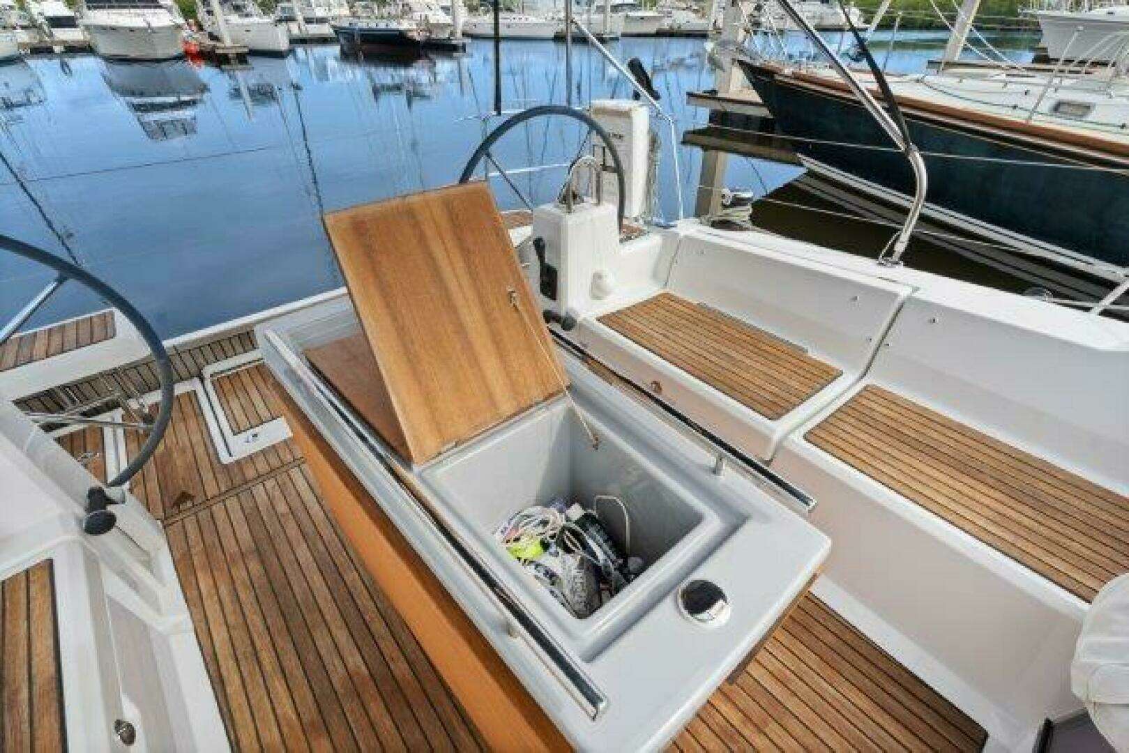 2018 Beneteau 41.1 - Image 5