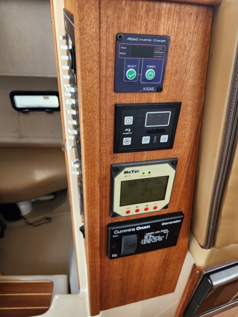2019 Ranger Tugs R-31 CB - Image 11