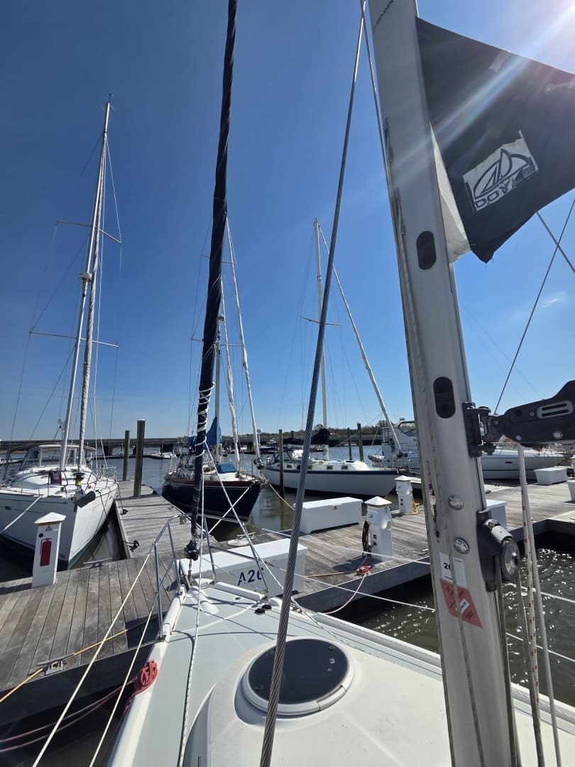 2005 Hunter 31-2 - Image 17