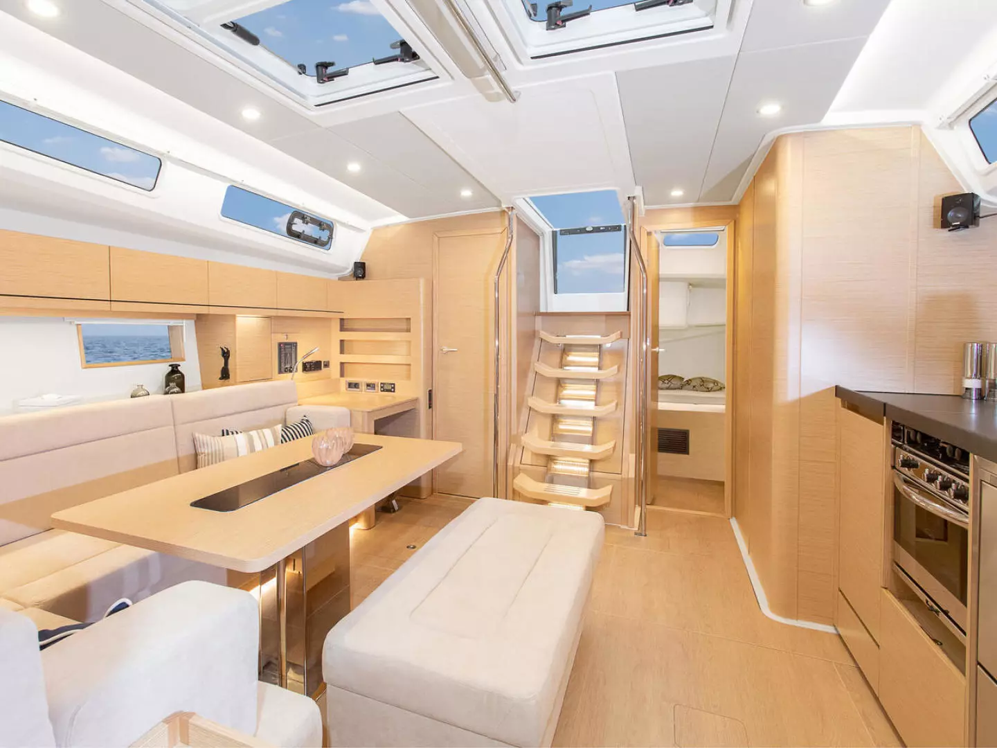 2025 Hanse 508 - Image 30