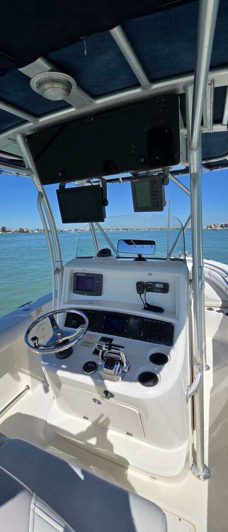 2006 Boston Whaler 270 Outrage - Image 20