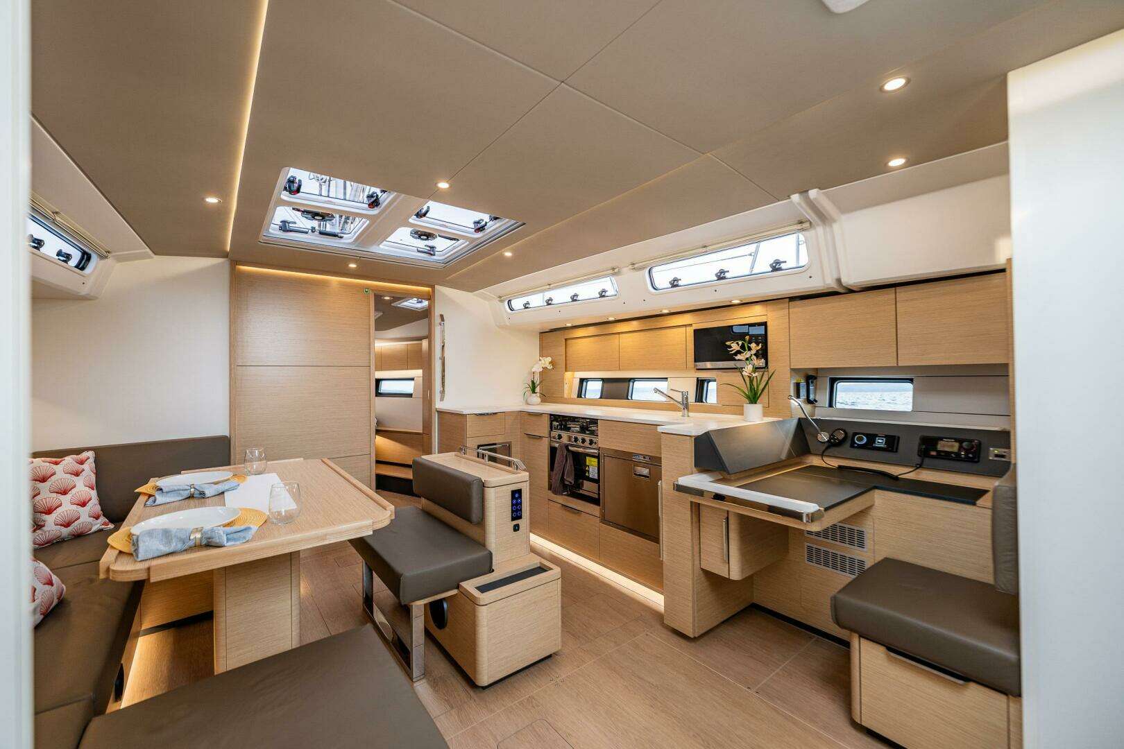 2025 Hanse 460 - Image 17