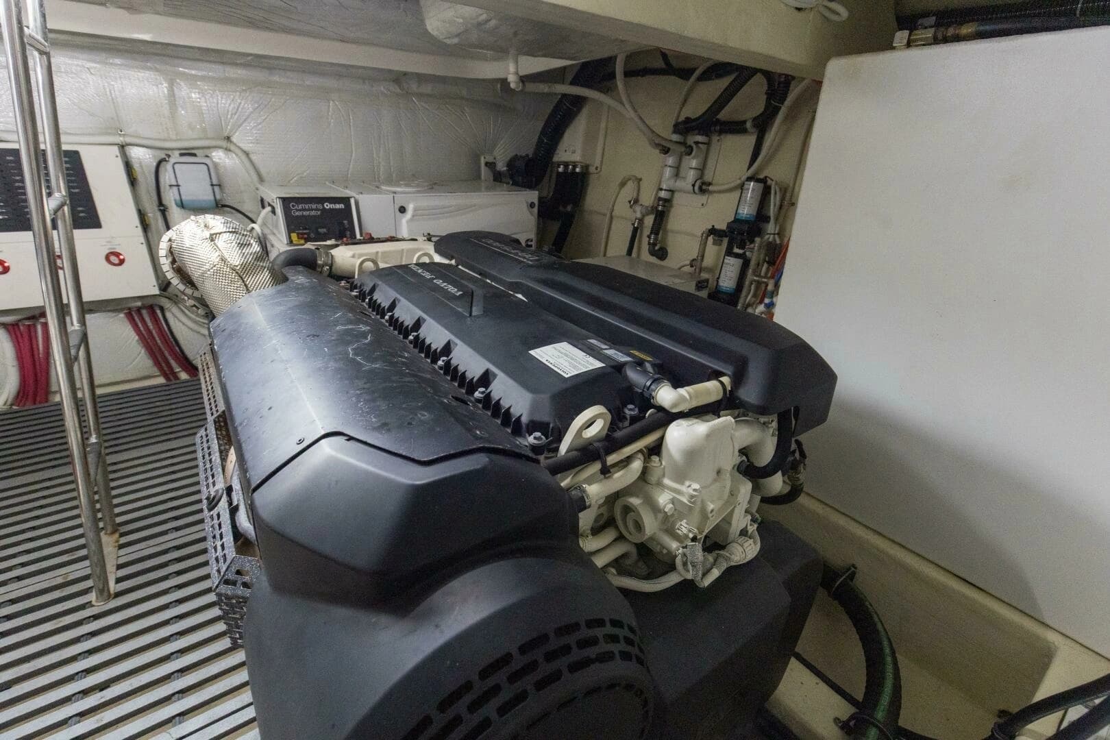 2019 Tiara Yachts C49 Coupe - Image 43