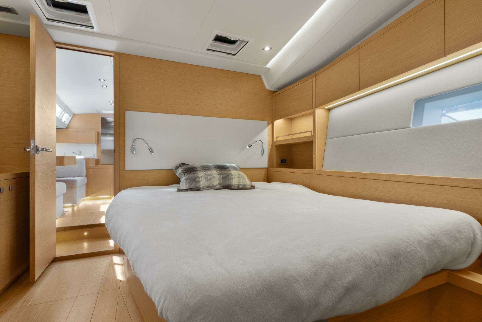 2017 Grand Soleil 52 LC - Image 52
