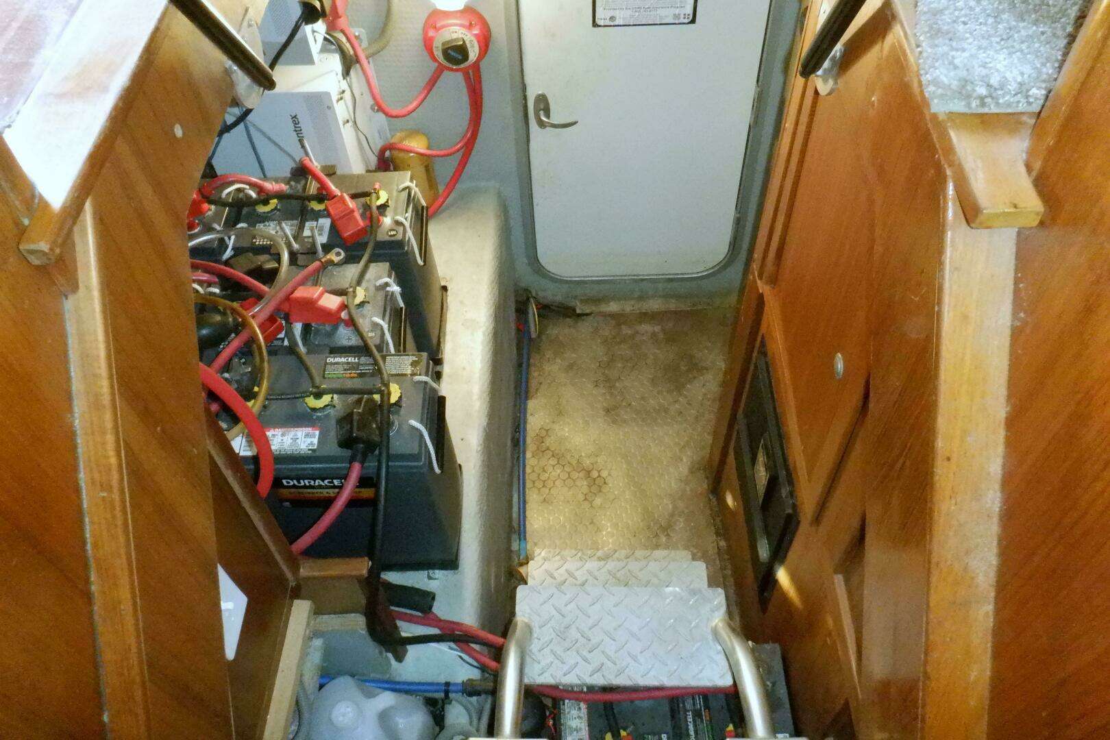 2002 Mainship 430 Trawler - Image 70
