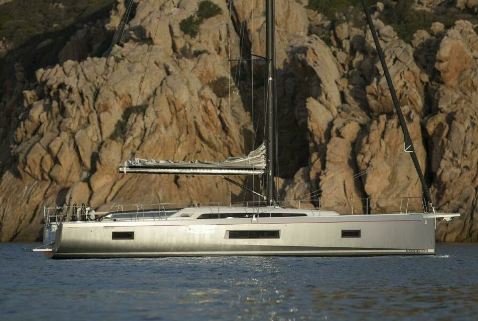 2025 Beneteau OCEANIS 51.1 - Image 14