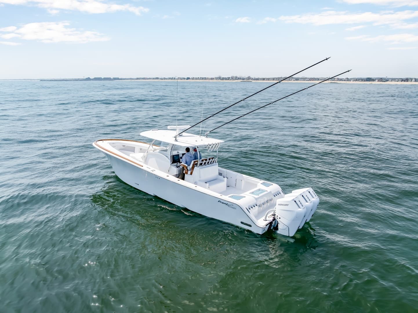 2026 Front Runner 39 Center Console - Image 12