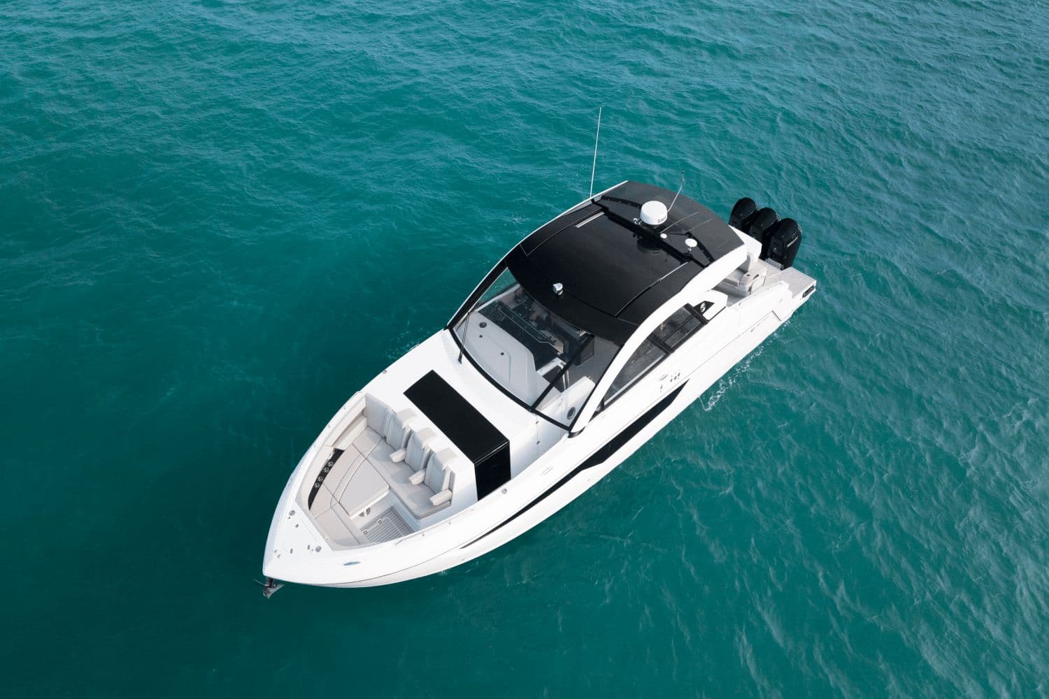 2026 Cruisers Yachts 50 GLS - 13