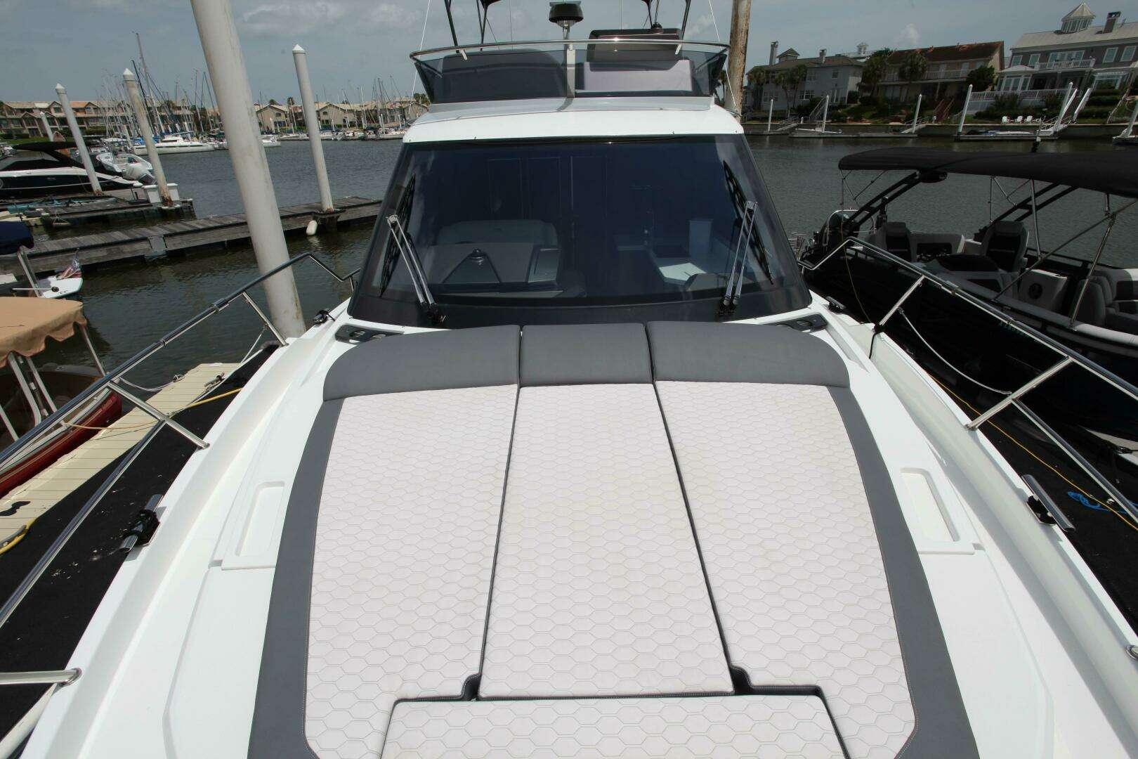 2025 Galeon — - Image 186