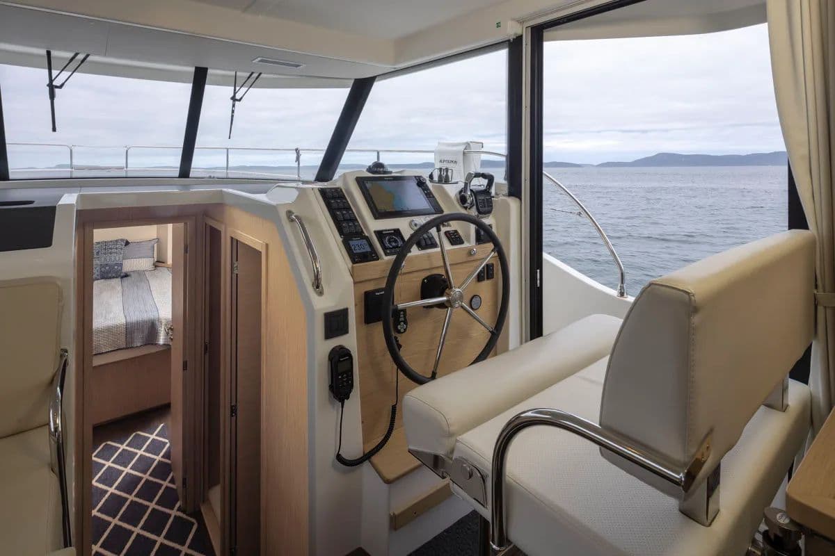 2022 Beneteau Swift Trawler 41 - 22