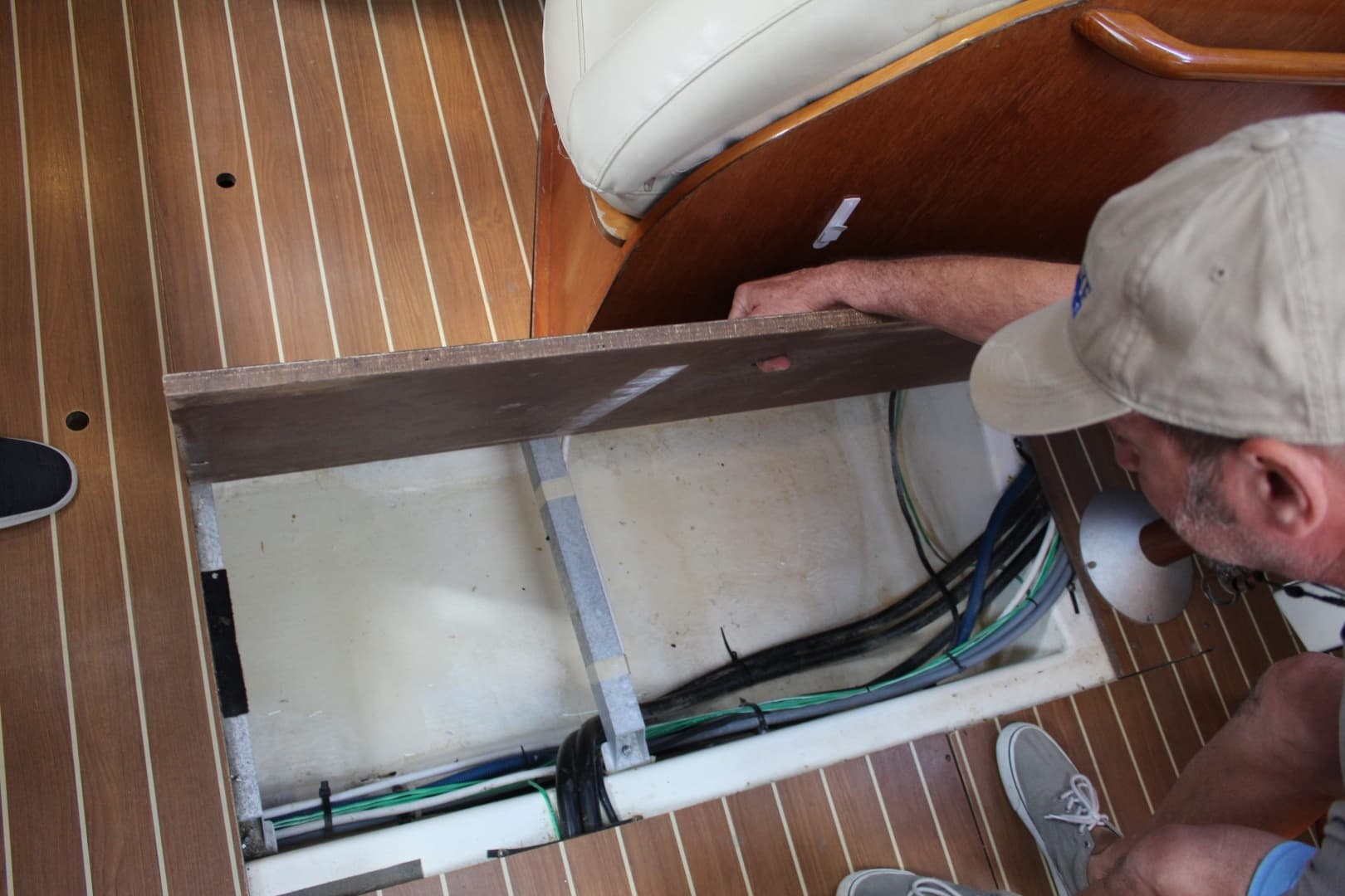2006 Jeanneau 45 Sun Odyssey - Image 48